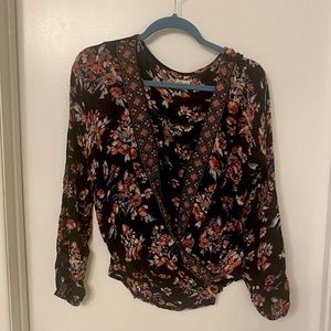 Hollister long sleeve floral blouse